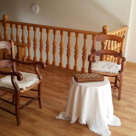 Alma Del Camino - Rooms & Albergue Sarria Exterior photo